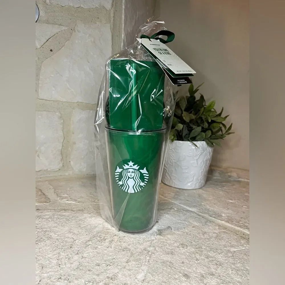 Starbucks Cold Cup with Iced Coffee Gift Set